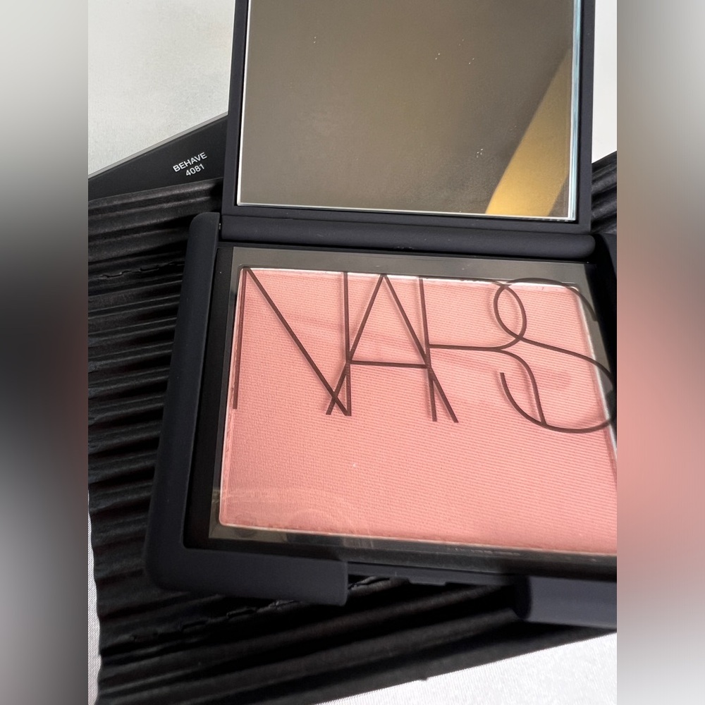 Nars Behave Blush